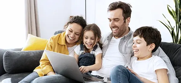 Somos la empresa de alarmas mejor valorada por los clientes Somos la empresa de alarmas mejor valorada por los clientes